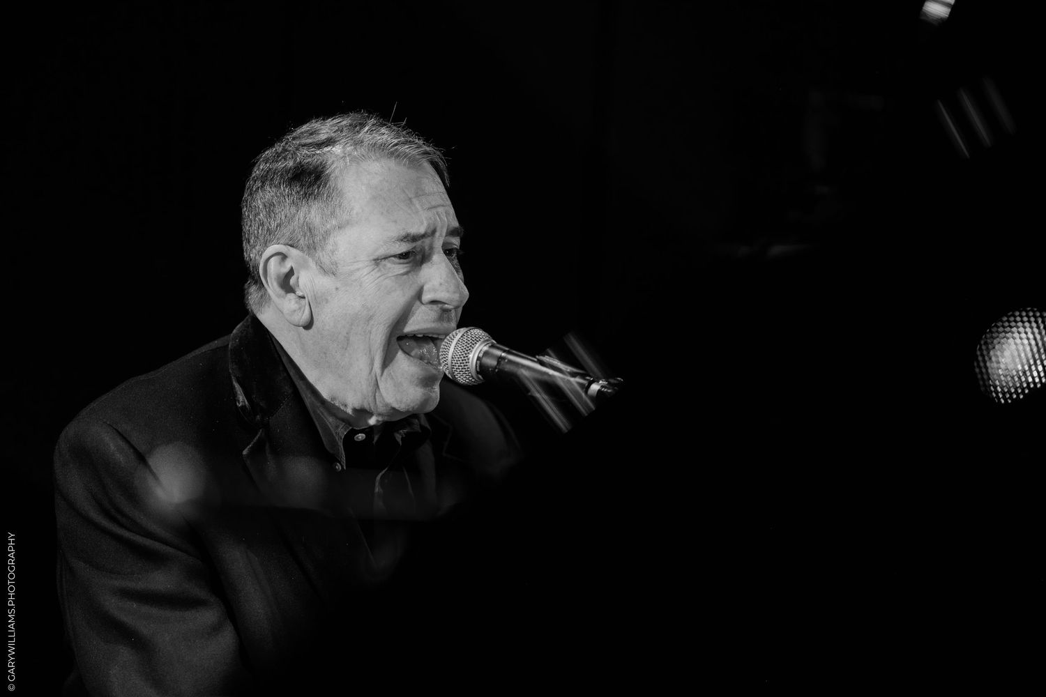 Black and white photo of Jools Holland at Boisdale
