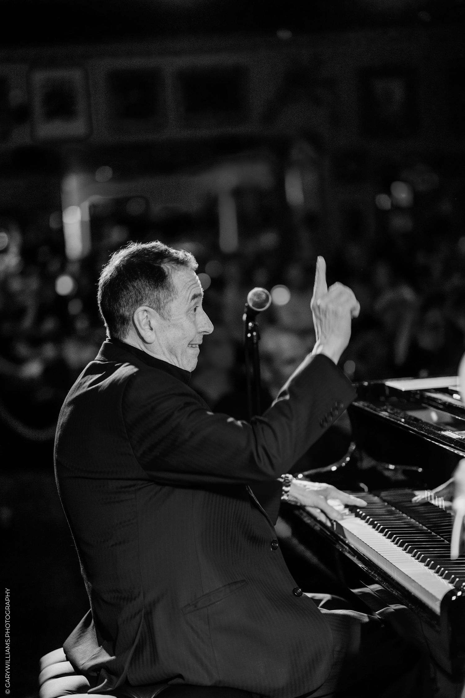Black and white photo of Jools Holland at Boisdale