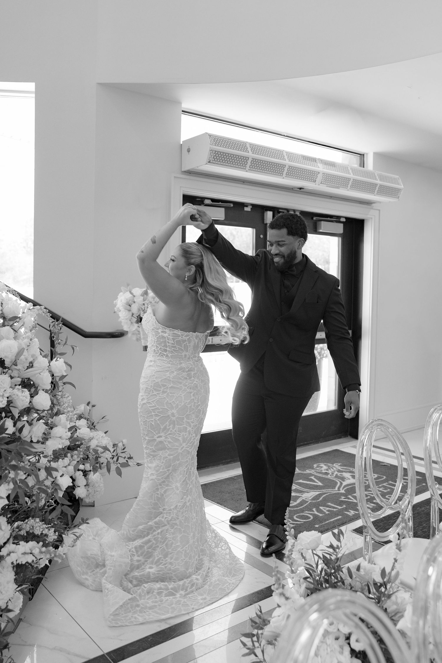 editorial Photography in Royal Venetian Mansion Venue Aurora
