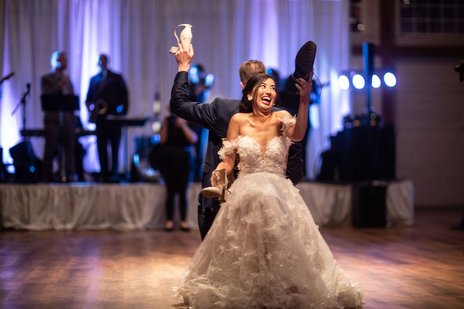 Rosemont Manor | Berryville, Virginia Wedding | Carly Arnwine Photography | Forcier Films | Flowers Unlimited | Celebrations Catering