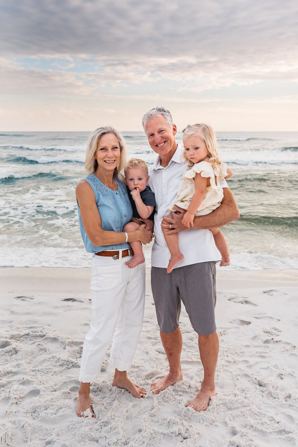 Need Family photos before Christmas. Available photographers. Holiday Discounts. How cold is it on the beach in Destin. Photos for sunset.