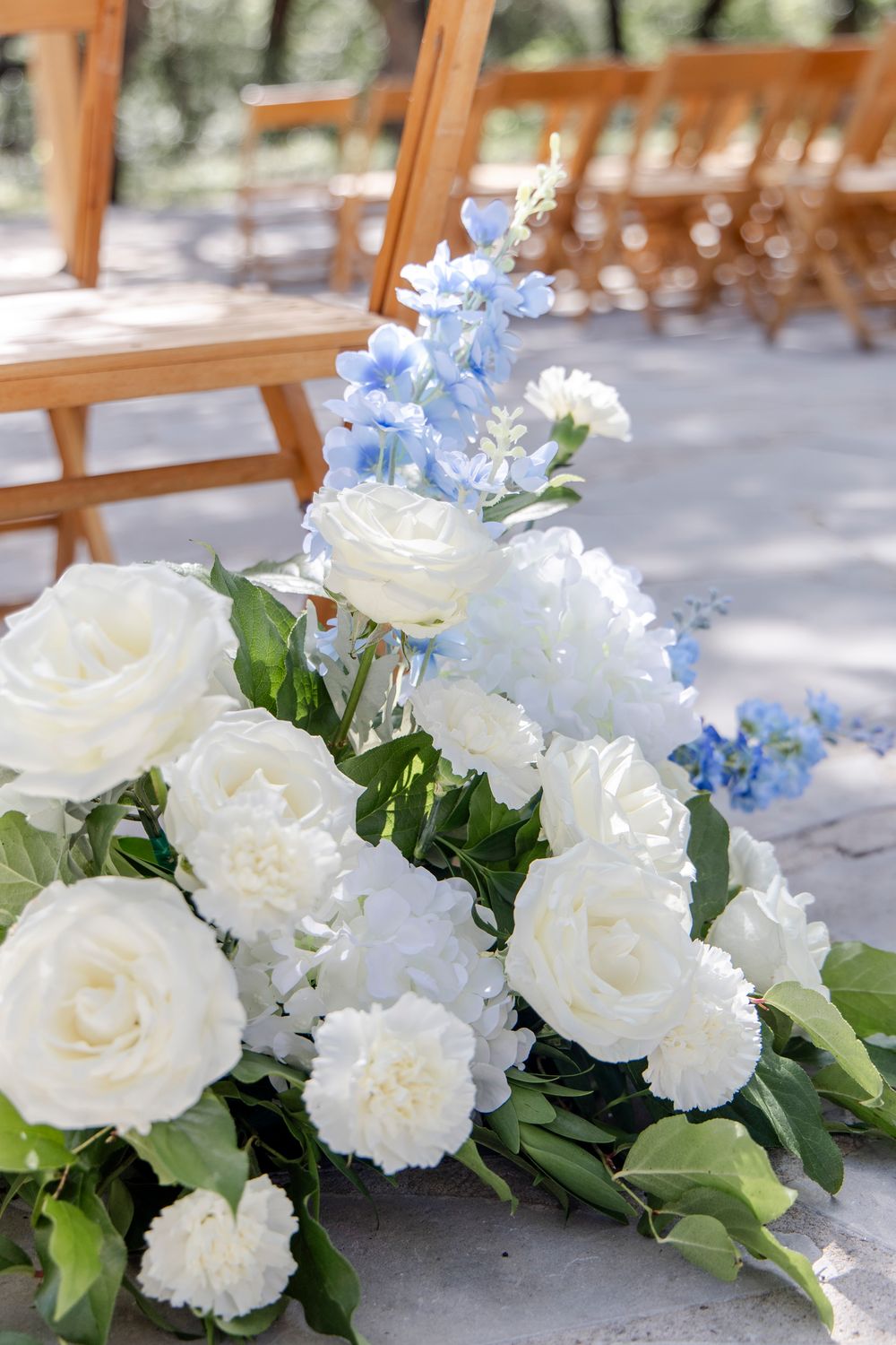 Wedding day florals captured by Luxury wedding photographer Chloe Storm Photo.