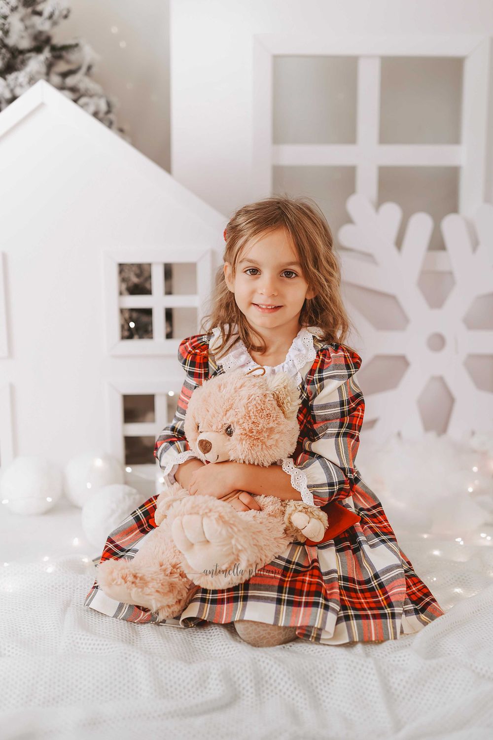 servizio fotografico Natale 2025 per bambini e famiglie, catania, presso lo studio fotografico antonella platania photography