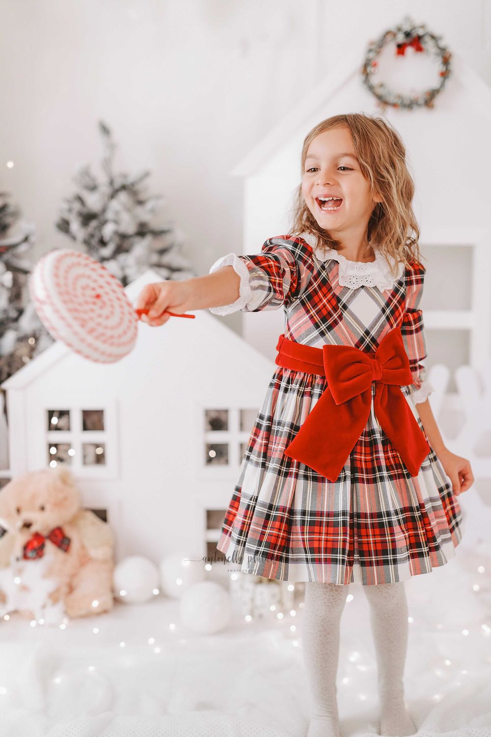 servizio fotografico Natale 2025 per bambini e famiglie, catania, presso lo studio fotografico antonella platania photography