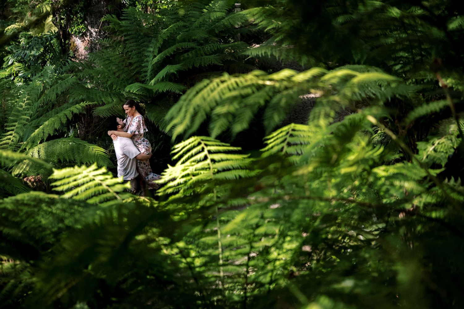 Engagement session in romantic gardens of Palácio de Monserrate Portugal