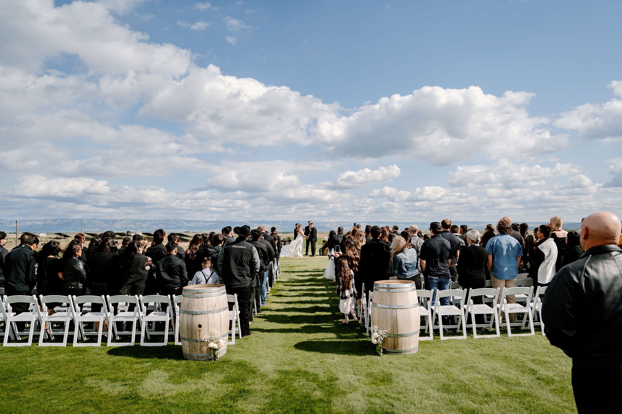 Wine Valley Golf Club wedding ceremony in the spring
