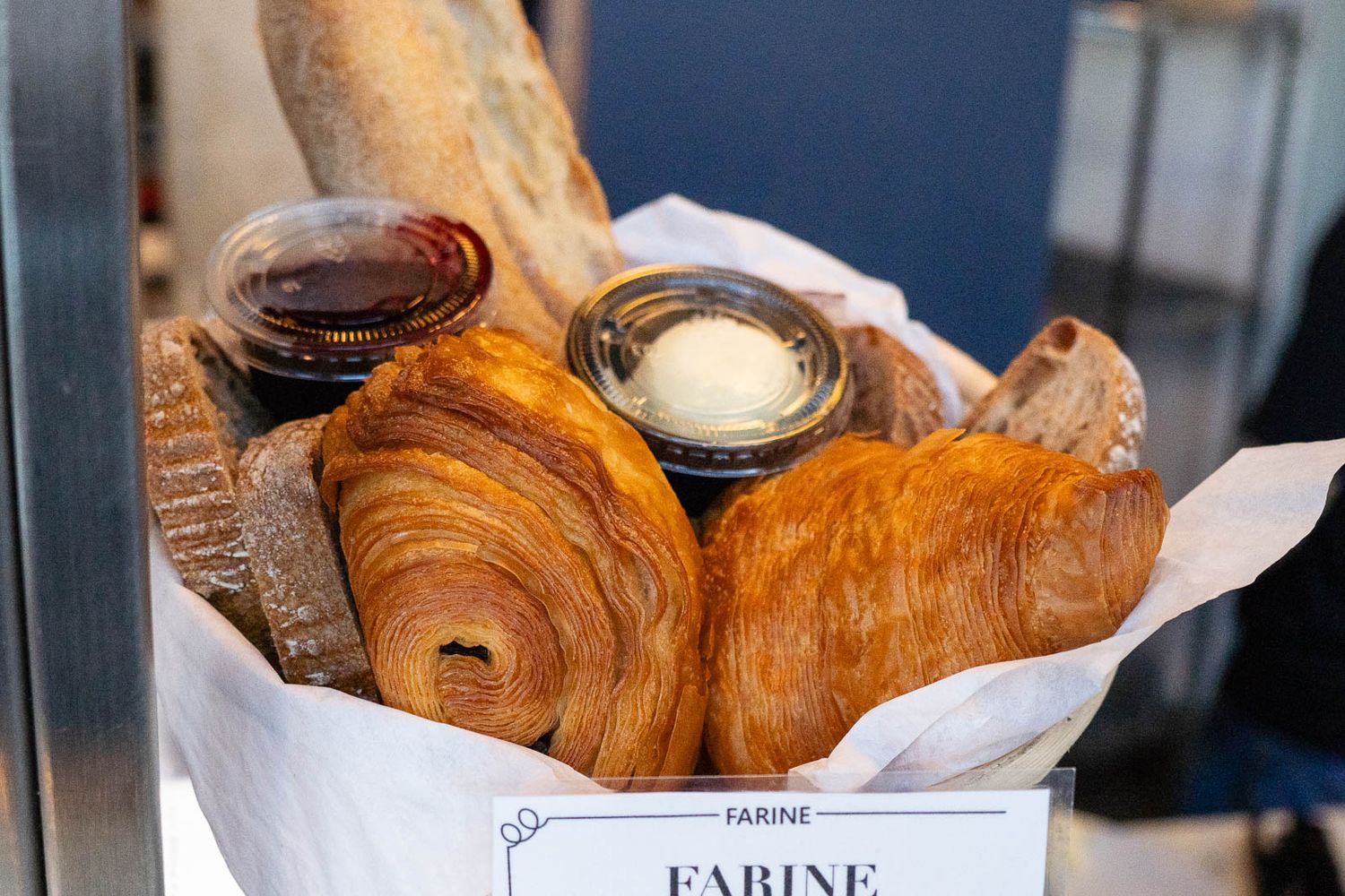 Farine basket of pastries.