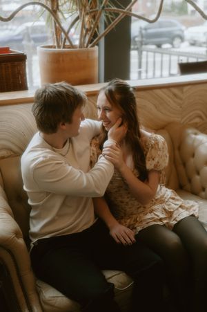Minnesota Wedding Photographer, Romantic and Authentic Minnesota Photography, Minnesota Winter Couple Photos | Rachel Marie Photography