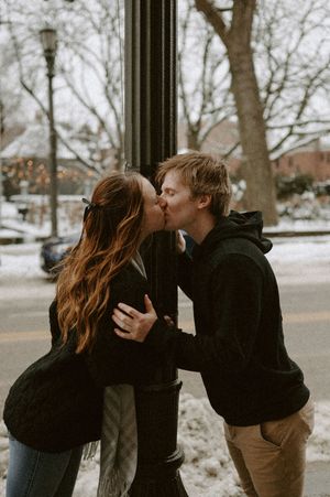Minnesota Wedding Photographer, Romantic and Authentic Minnesota Photography, Minnesota Winter Couple Photos | Rachel Marie Photography