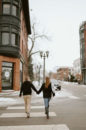Minnesota Wedding Photographer, Romantic and Authentic Minnesota Photography, Minnesota Winter Couple Photos | Rachel Marie Photography