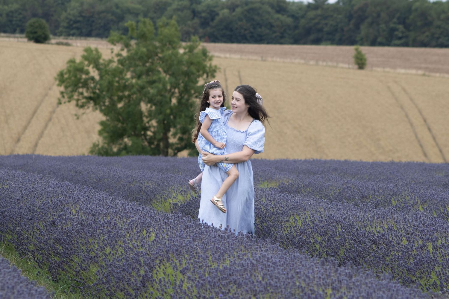 Mum and daughter during lavender fields mini session in the Cotswolds