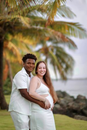 Puerto Rico Photographer. Albert Ray Photo. Book Now. Beach Photoshoot. San Juan Photographer. Engagement Photoshoot. Elopement photos.