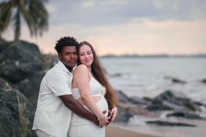 Puerto Rico Photographer. Albert Ray Photo. Book Now. Beach Photoshoot. San Juan Photographer. Engagement Photoshoot. Elopement photos.