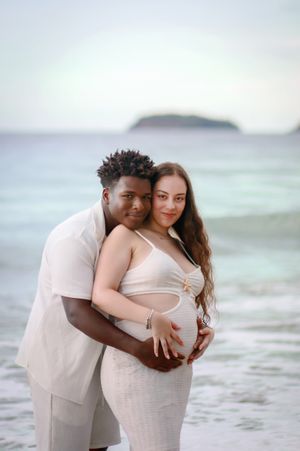 Puerto Rico Photographer. Albert Ray Photo. Book Now. Beach Photoshoot. San Juan Photographer. Engagement Photoshoot. Elopement photos.