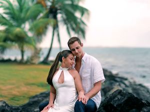 Puerto Rico Photographer. Albert Ray Photo. Book Now. Beach Photoshoot. Seaside Photoshoot. Engagement Photoshoot. Elopement photos.  Couple