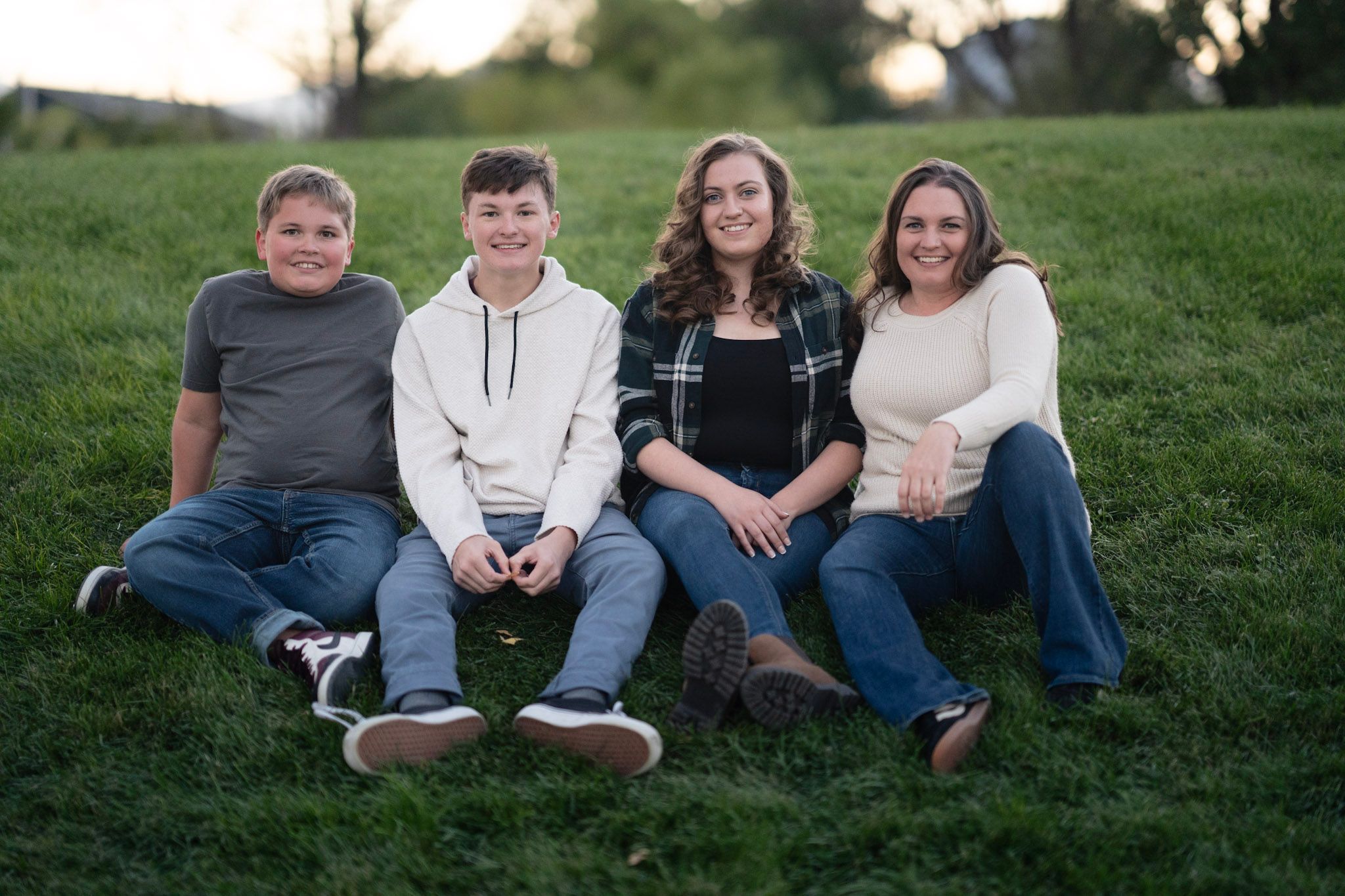 family group adventure photography. smiling family photos. natural light photography