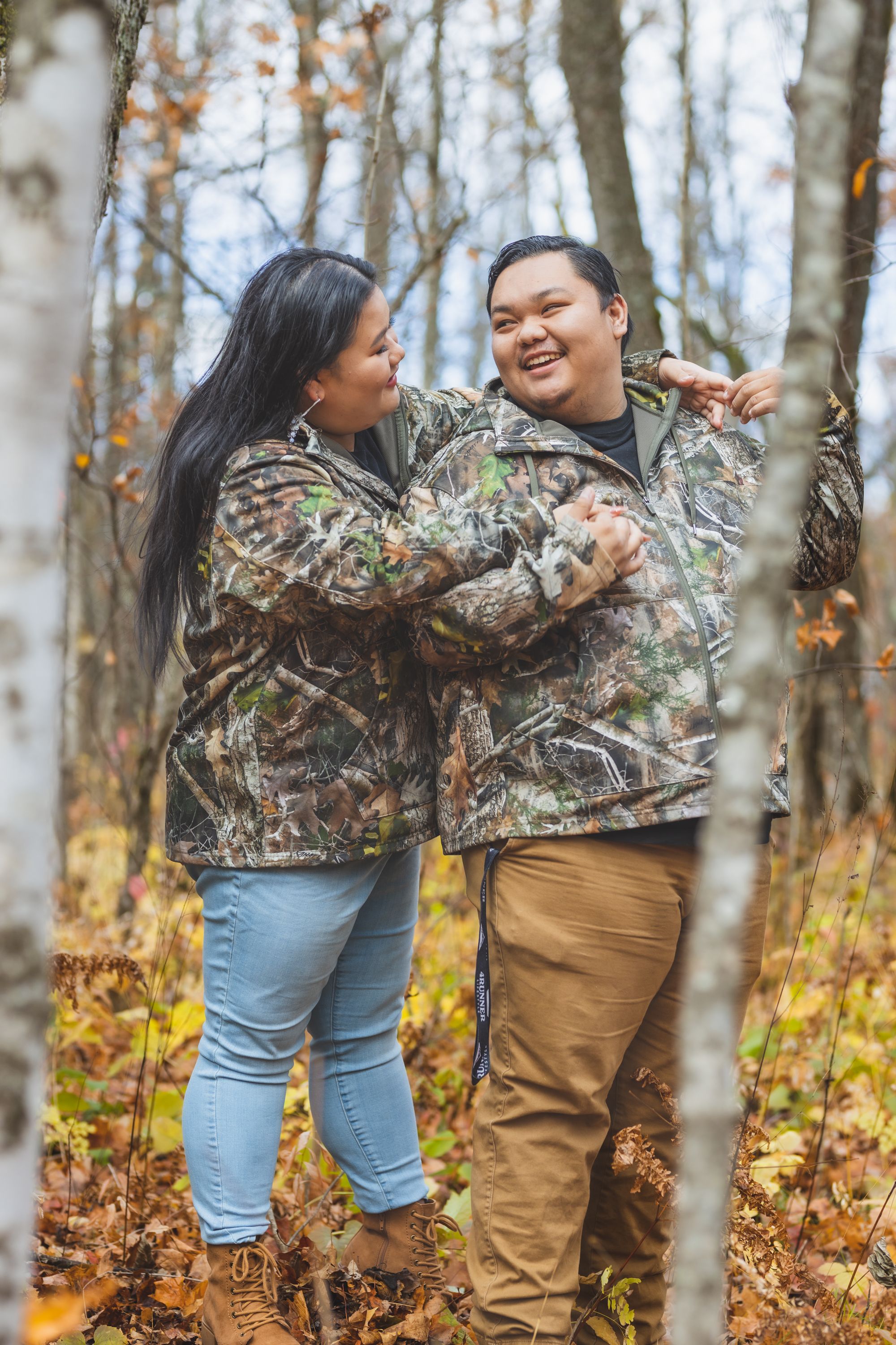 #SaintPaulphotographer
#couplesportrait
#Hmongcouplesportrait
#portraitphotography
#outsideportraitcouple
#familyportraitsession