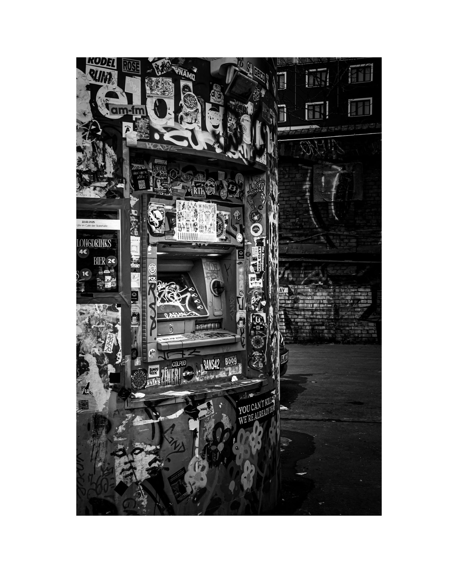 graffiti atm