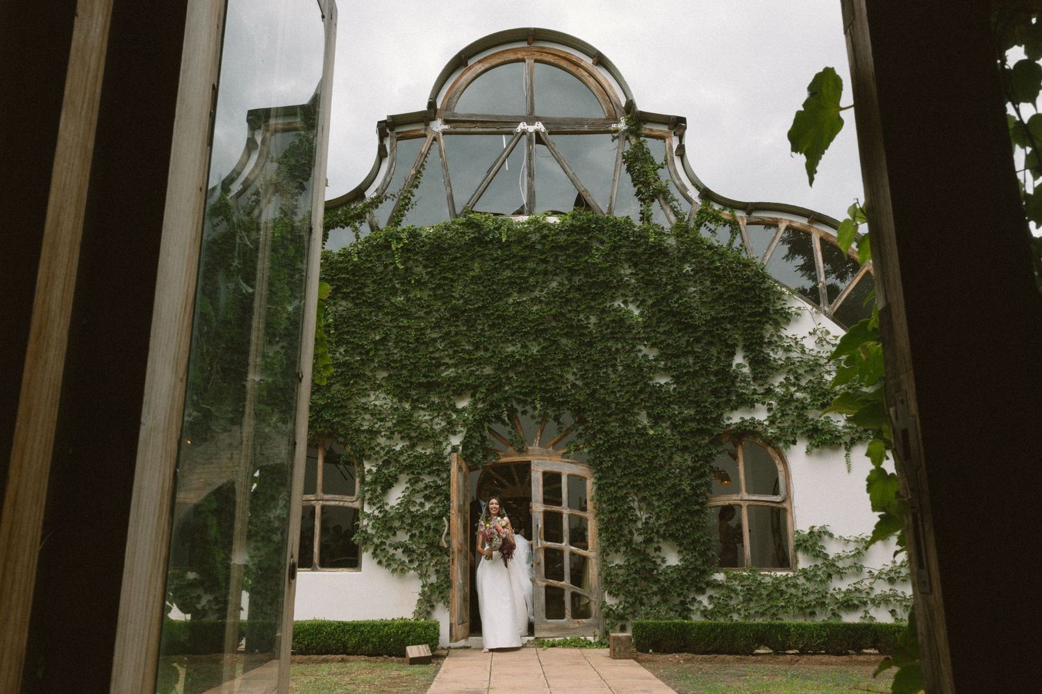 Cape Town wedding photographer Christene de Coning at Kleine Rijke documentary wedding