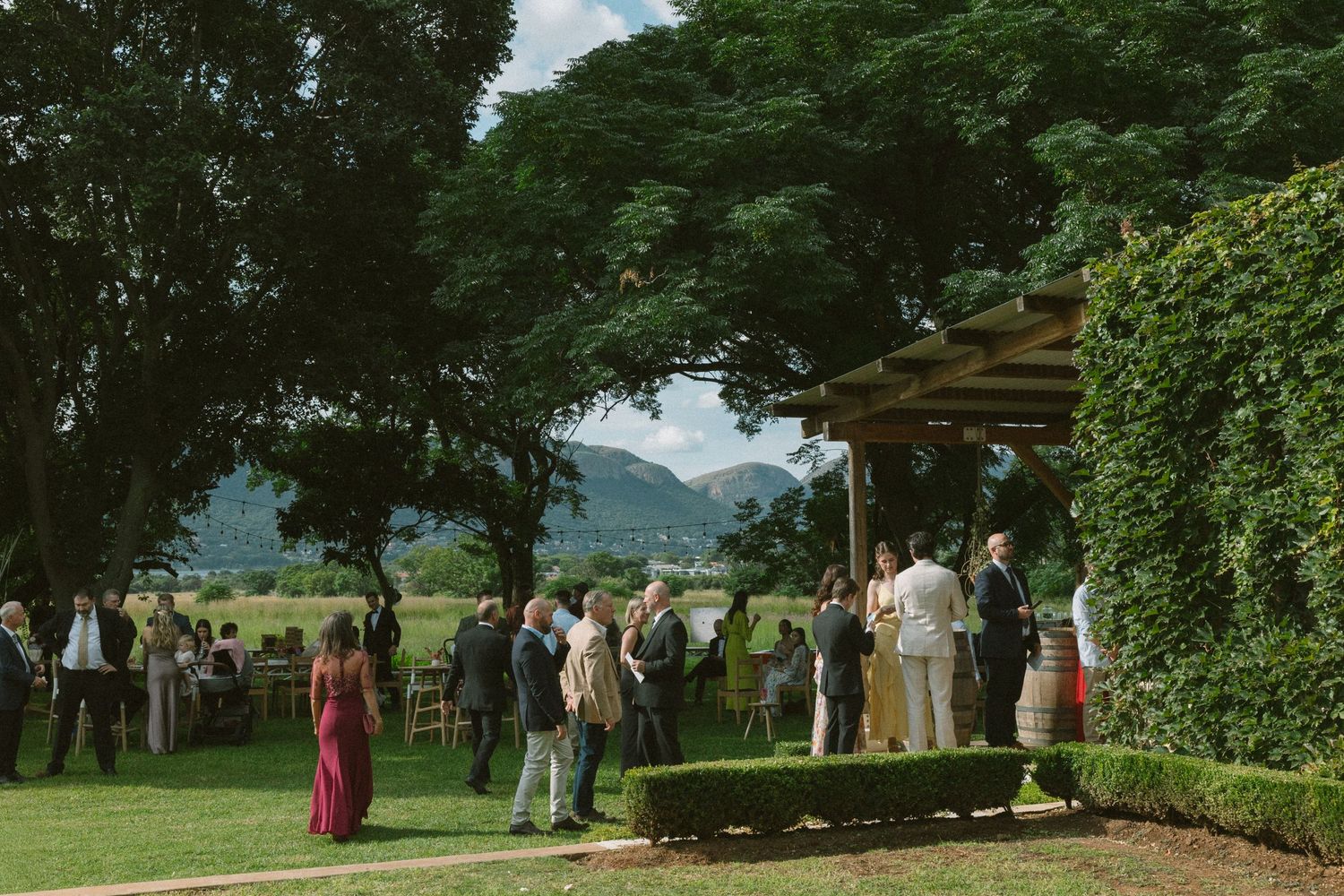 Cape Town wedding photographer Christene de Coning at Kleine Rijke documentary wedding