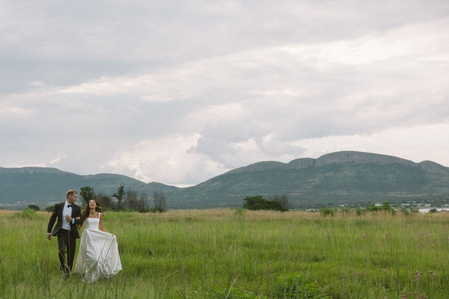 Cape Town wedding photographer Christene de Coning at Kleine Rijke documentary wedding