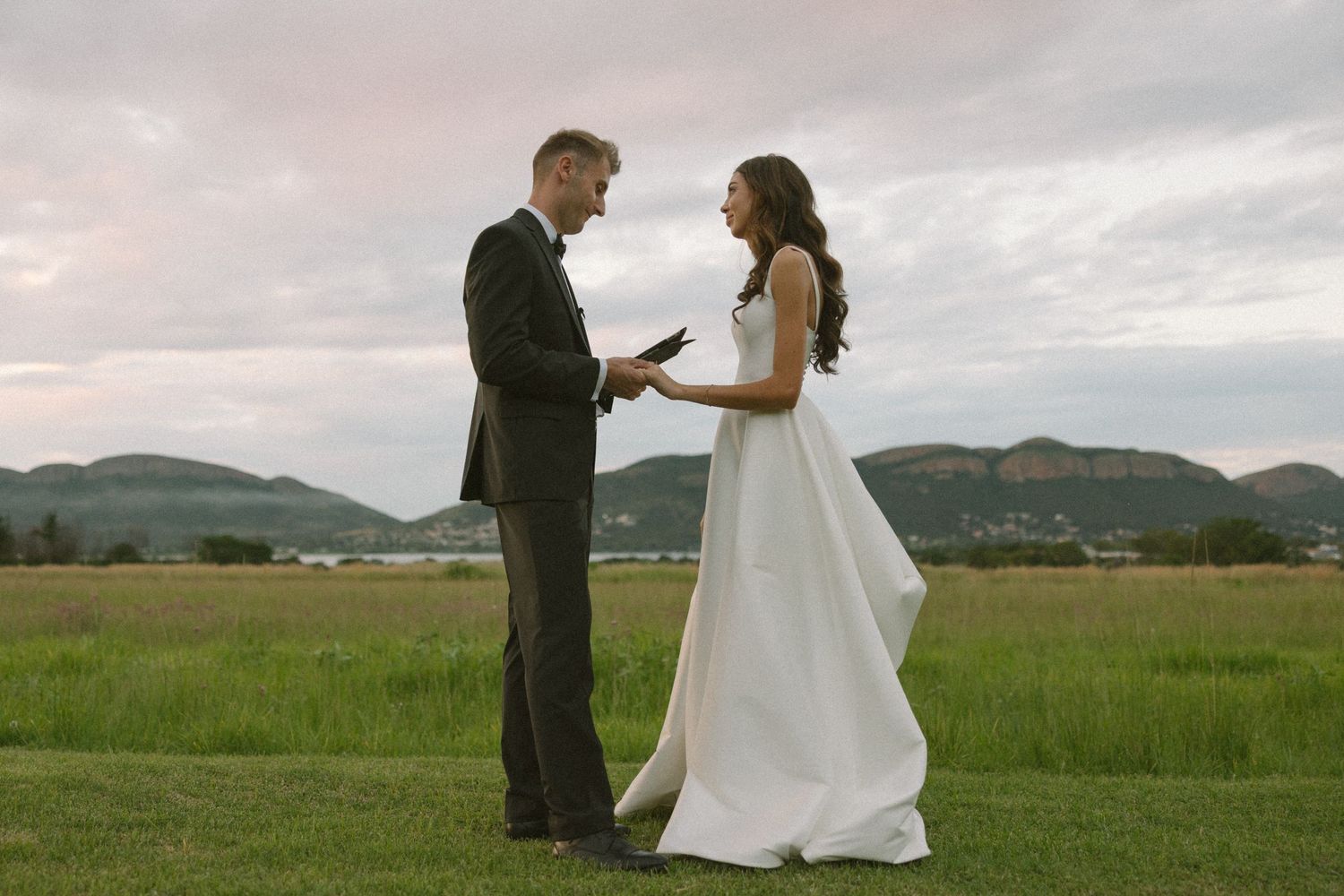 Cape Town wedding photographer Christene de Coning at Kleine Rijke documentary wedding