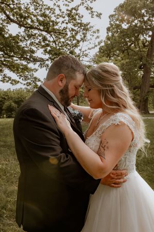 Franklin County photographer, Missouri photographer, STL photography, candid wedding, family, portraits near me, photography near me.
