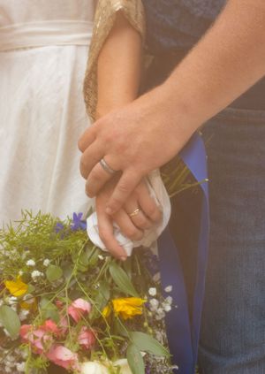 Franklin County photographer, Missouri photographer, STL photography, candid wedding, fimy, portraits near me, photography near me.