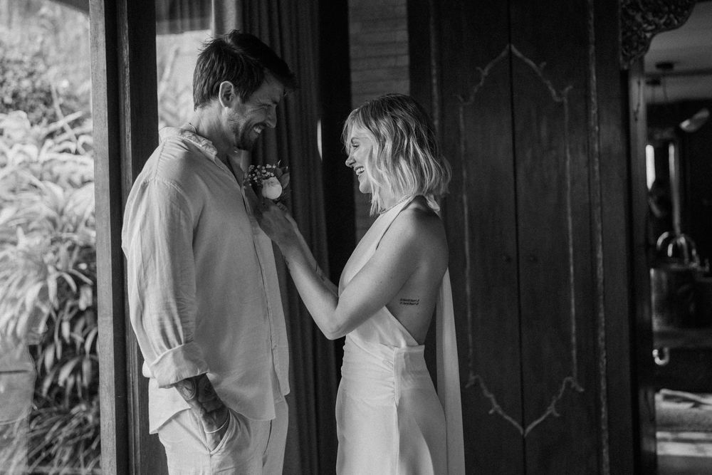 Honeymoon couple photography in Bali at a luxury resort