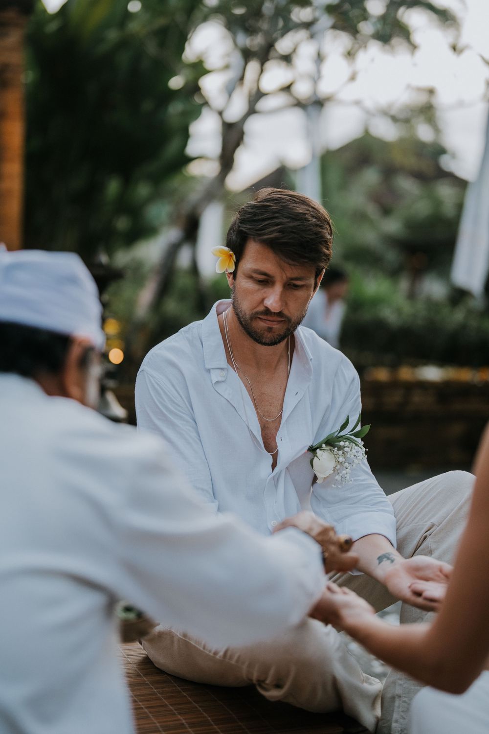 Honeymoon couple photography in Bali at a luxury resort