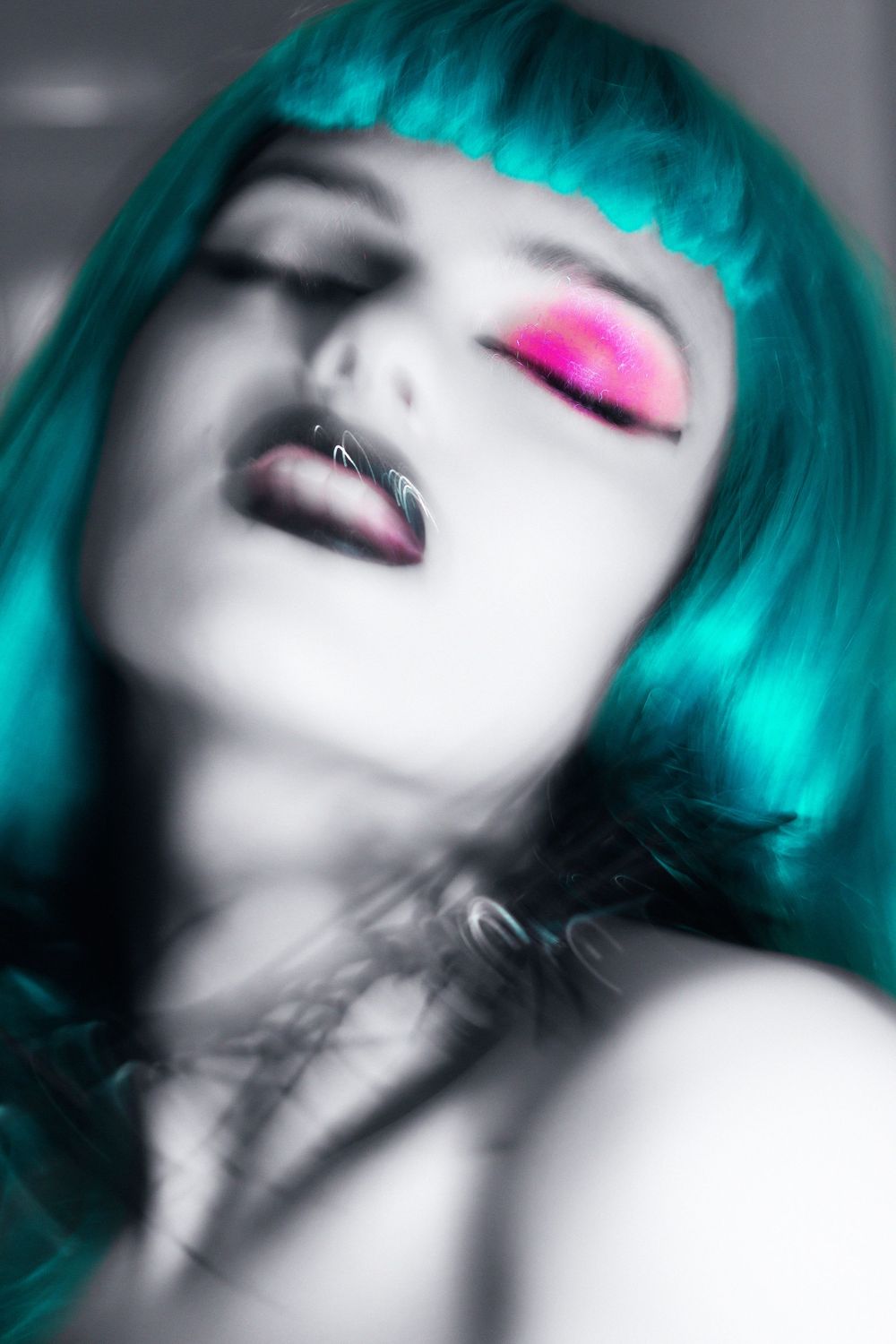Artist photography by Miami-based photographer Teá Mox.