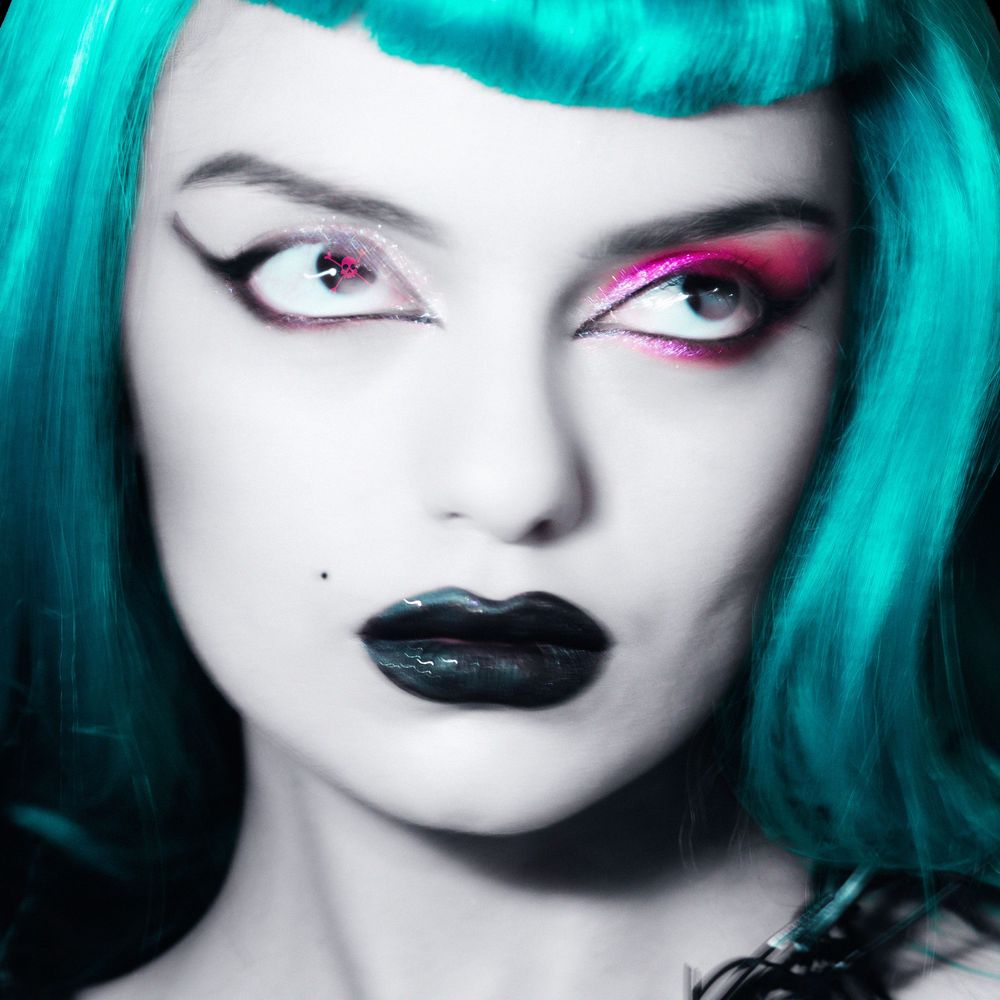 Artist photography by Miami-based photographer Teá Mox.