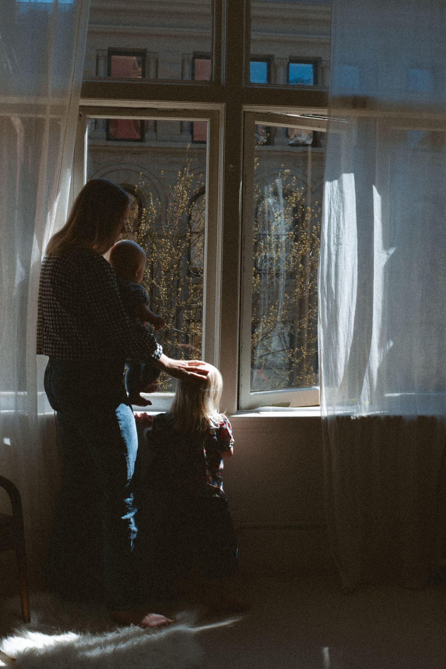 Vancouver Family and Motherhood Photographer offering candid, natural Sessions for pregnancy, newborn, breastfeeding, mommy and me sessions.