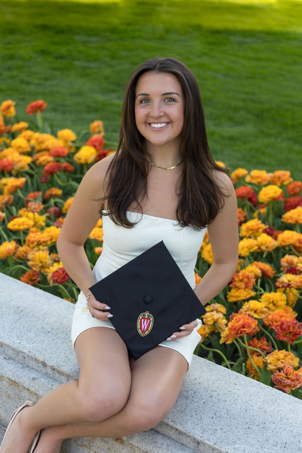 Madison WI Verona WI UW Graduation Graduate Session Photographer