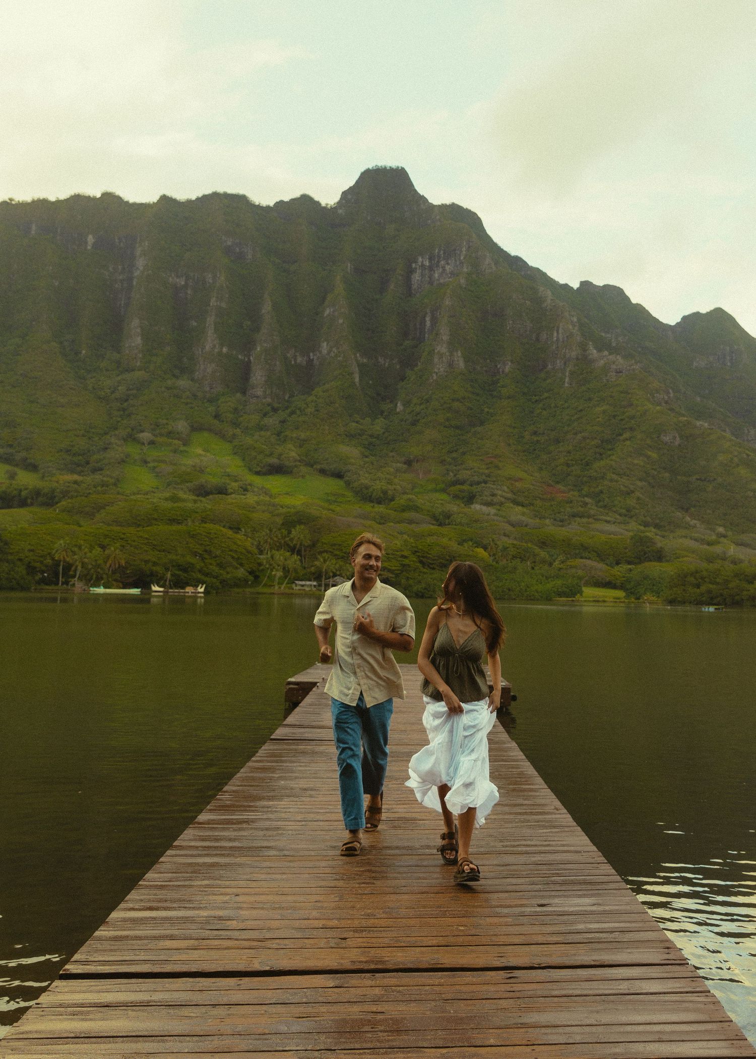 o'ahu photographer, Hawaii photographer, couples photographer, travel photographer, cinematic, storytelling, couples