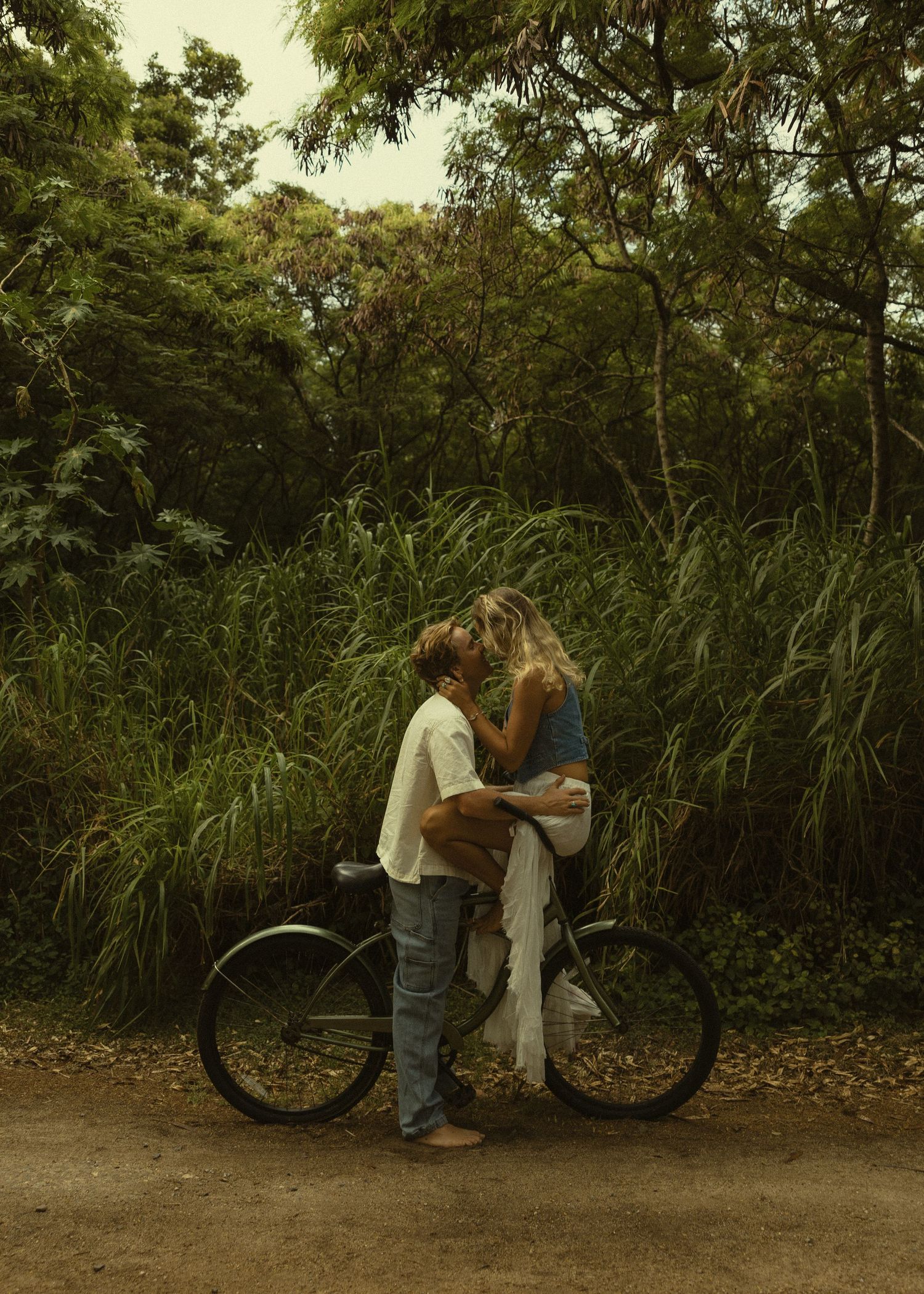 o'ahu photographer, Hawaii photographer, couples photographer, travel photographer, cinematic, storytelling, couples