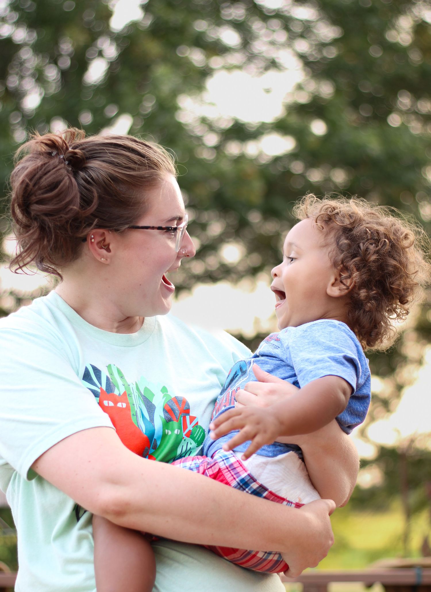 Photo of a woman with little boy taken by Rhonda Kay Photography.