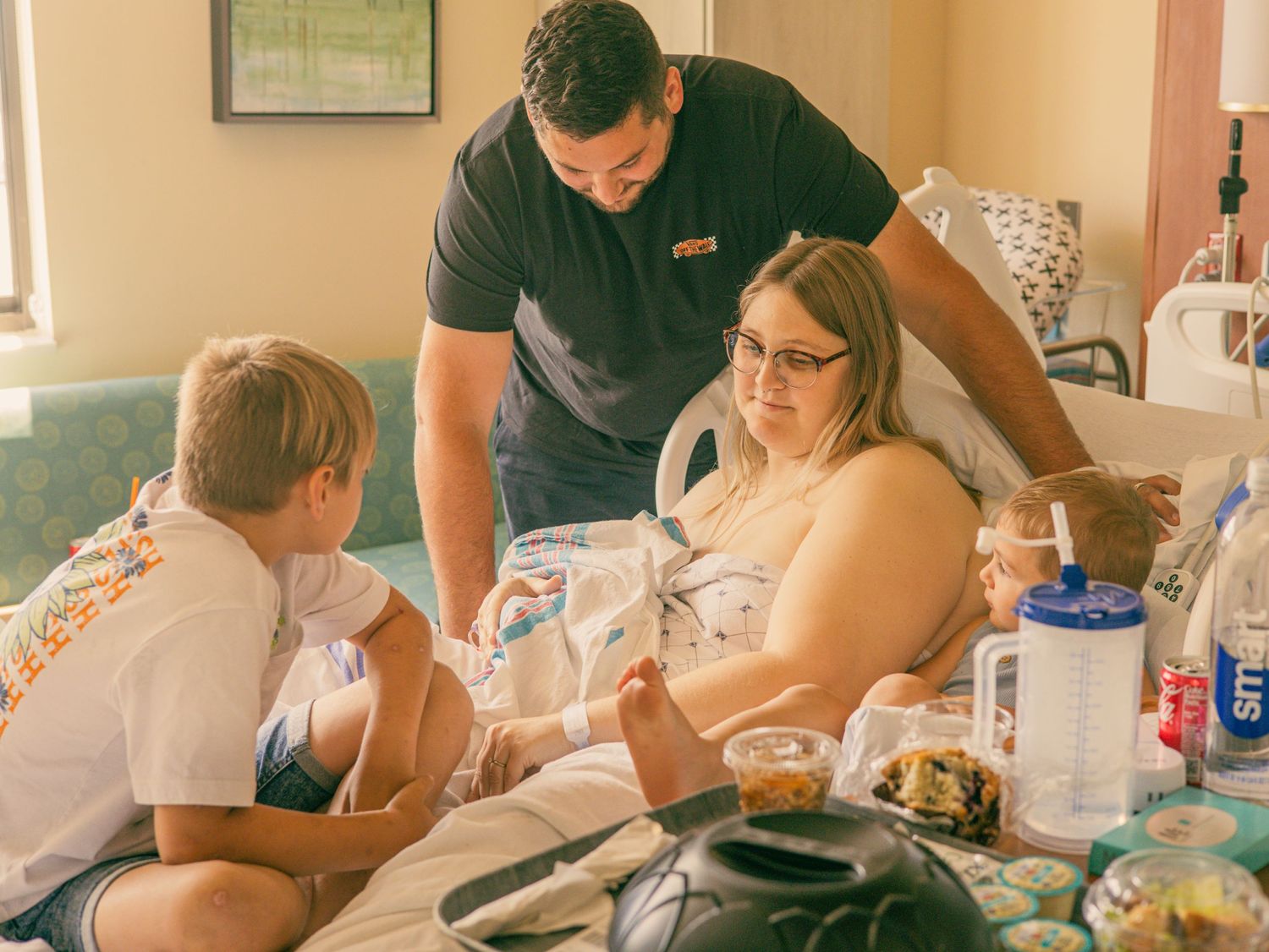 Fresh 48 birth photography in Southern Maryland. DMV fresh 48. NOVA newborn photography