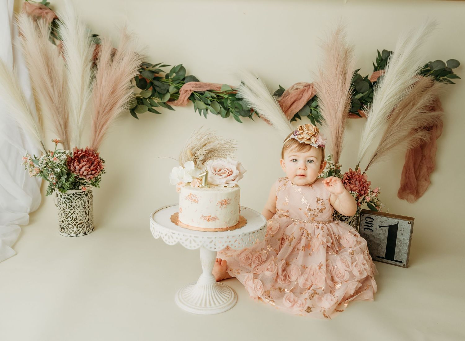 Cake smash photographer Wisconsin Child photographer horicon wi, Cake smash photographer Mayville wi