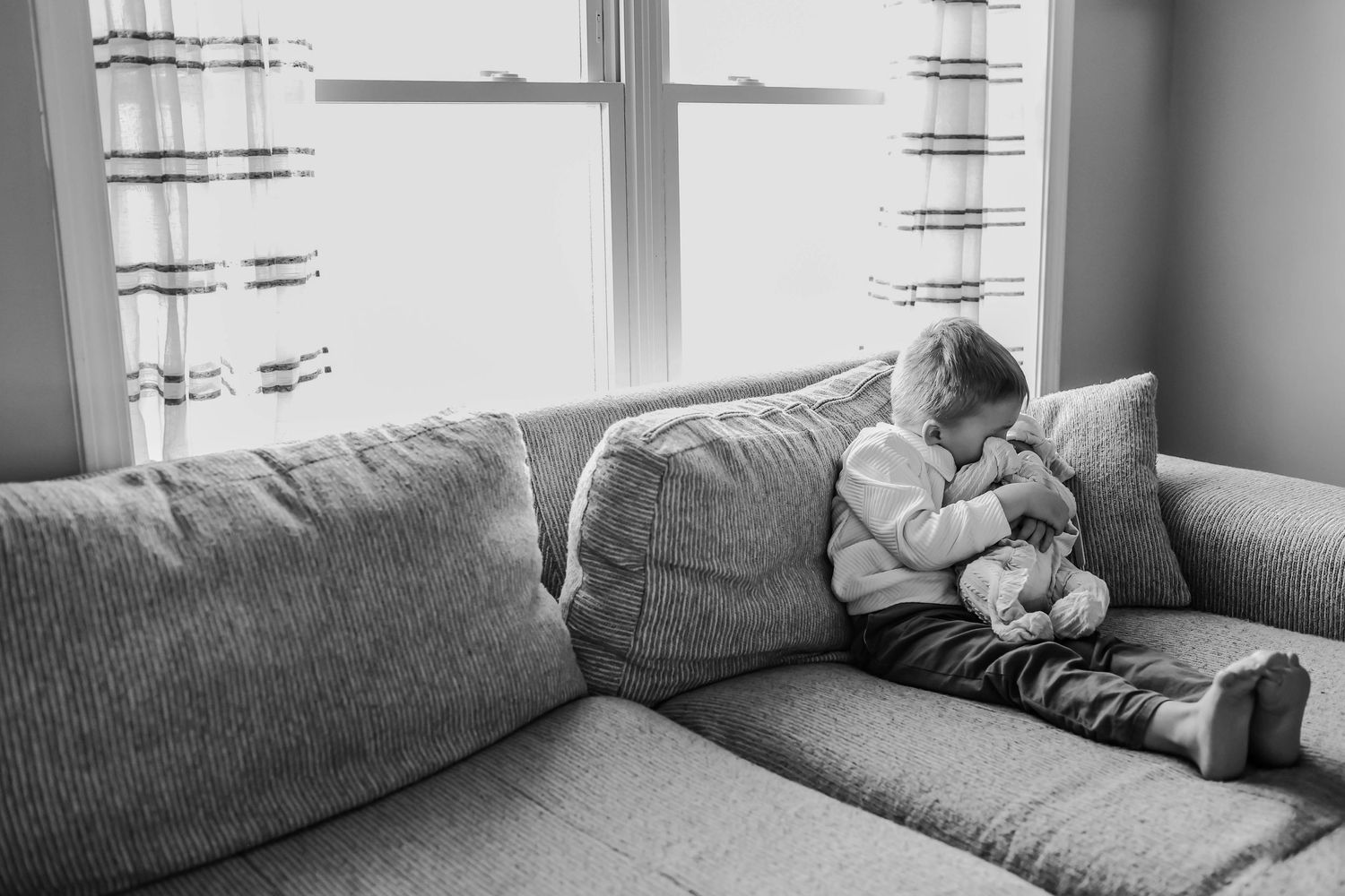 in home newborn, brother and sister