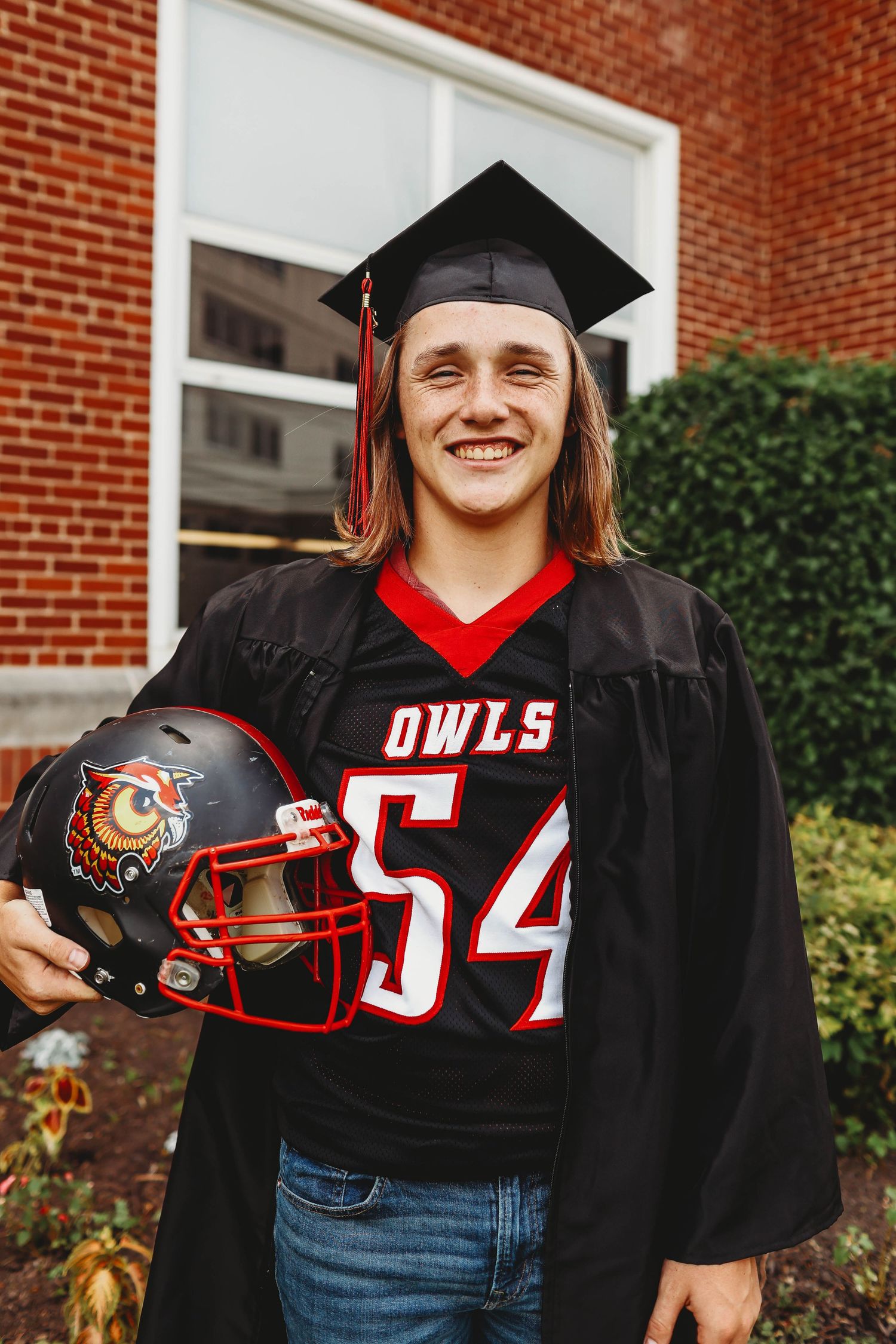 football senior cap and gown session