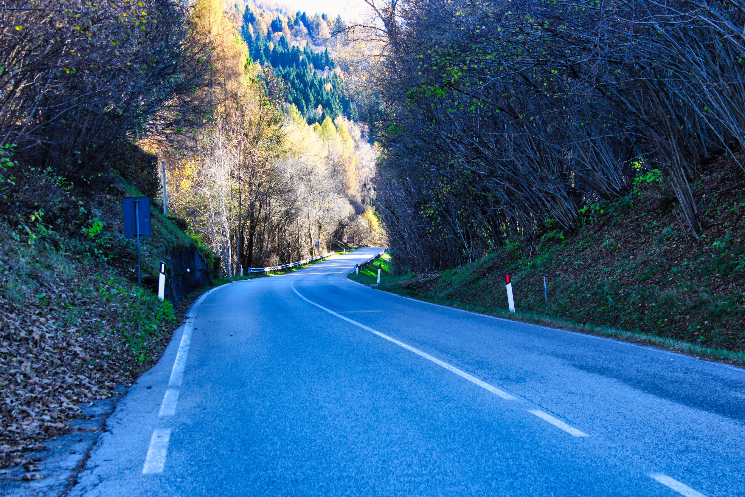 road to the mountains