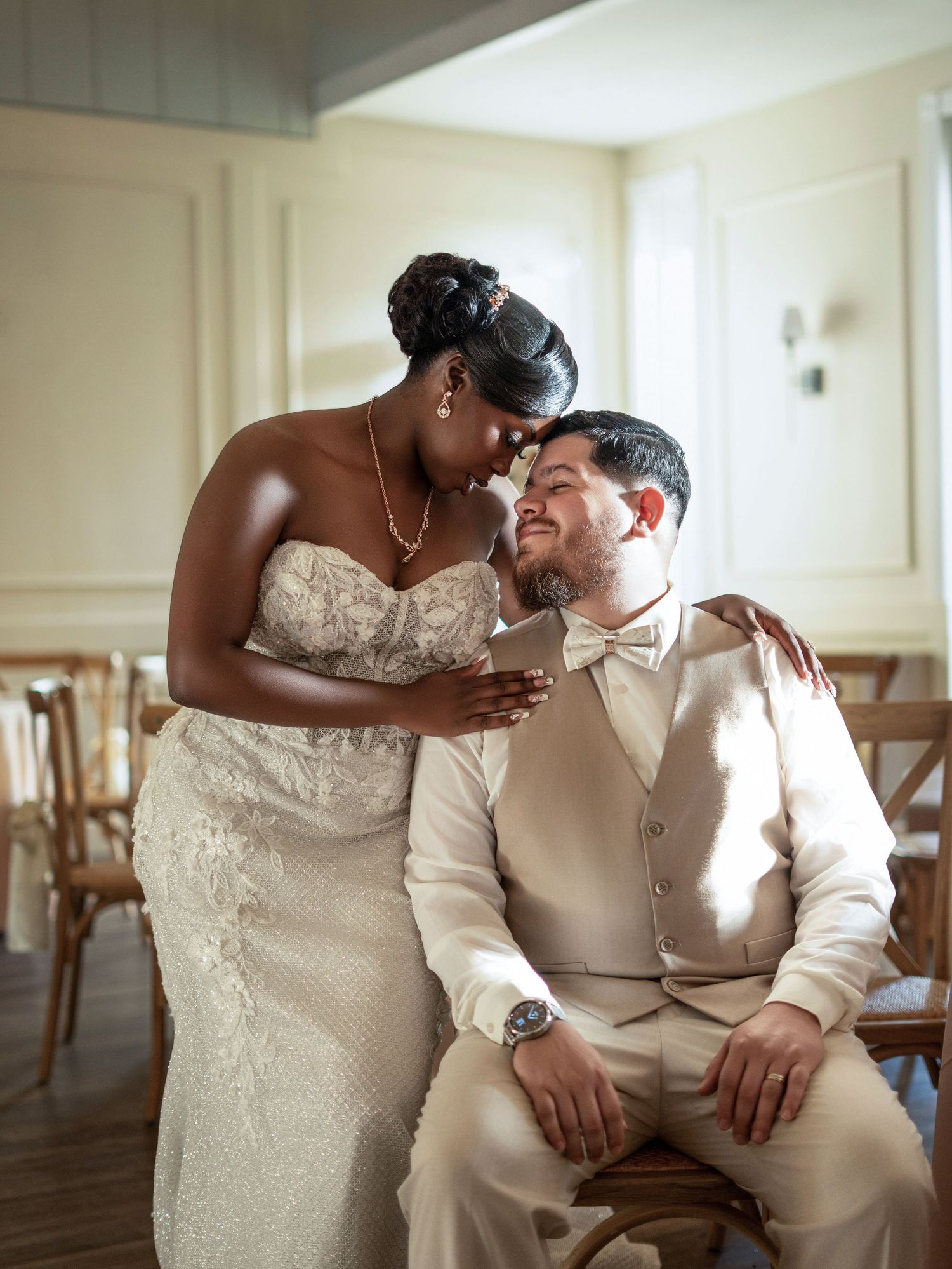 Dramatic and endearing photo of a husband and wife at Idlewood Venue in Bartow, FL.