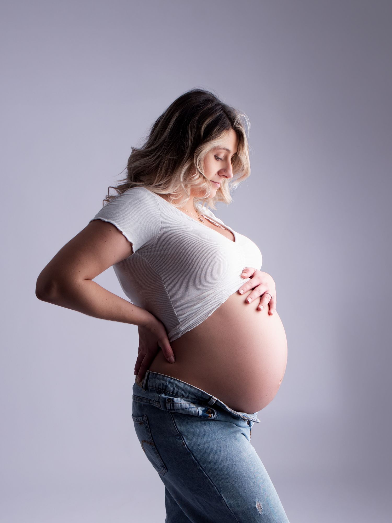 Photographe grossesse et naissance à Saâcy-sur-Marne, Seine-et-Marne — à moins d'une heure de Reims et de Meaux