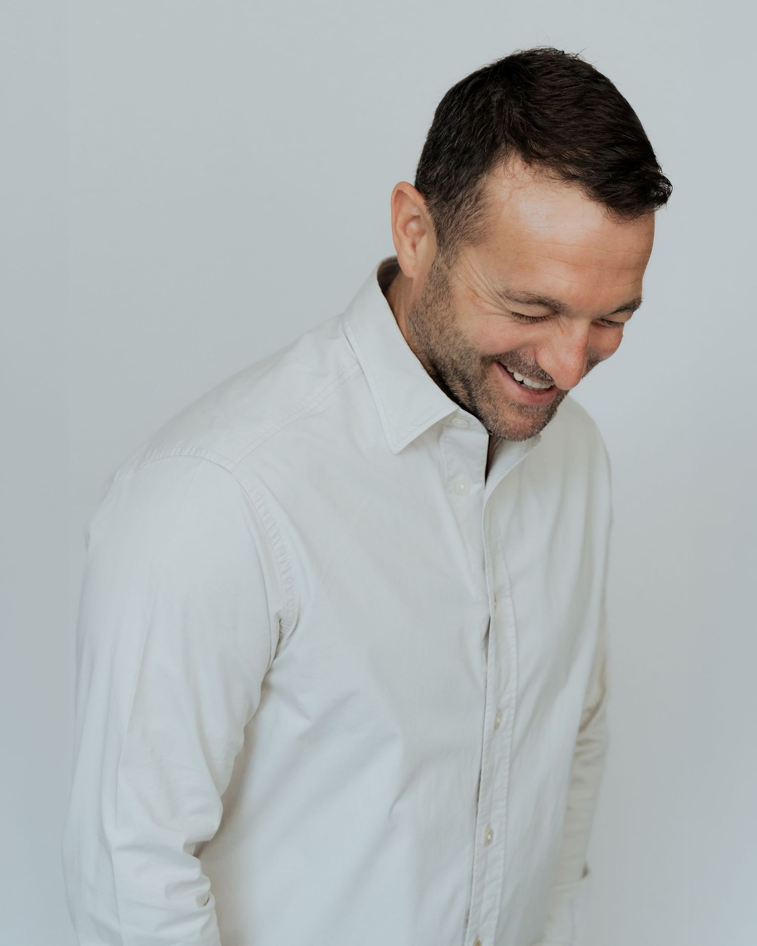 Corporate headshot in Dubai – professional studio portrait
