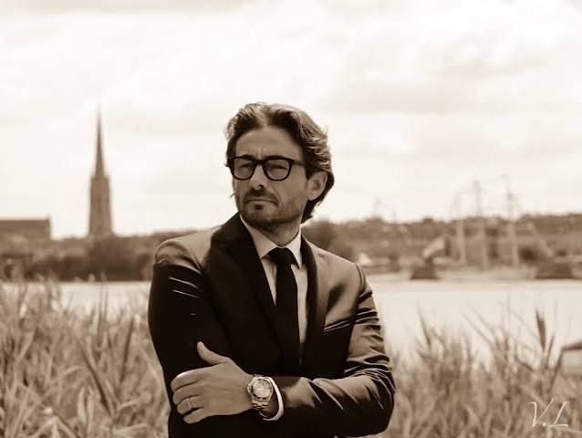 Portrait naturel
 et professionnel en extérieur