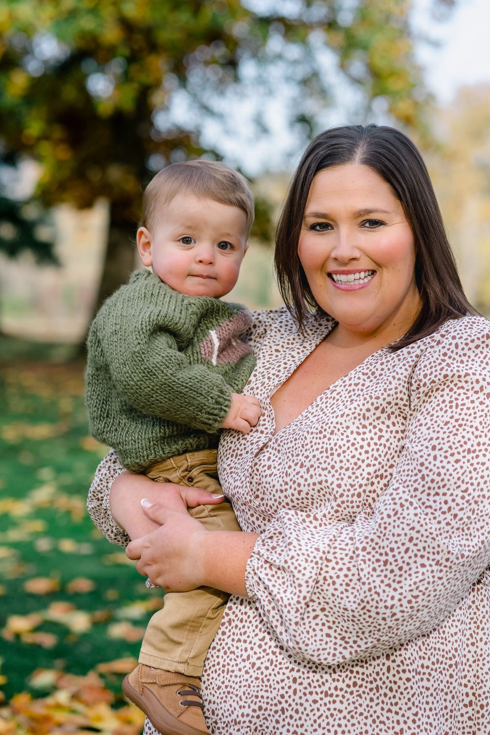 outdoor family photos, Bend OR family photography, Spokane family portraits, Puyallup family photographer, family photography packages