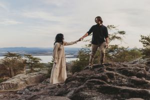 Couple with epic views in North Alabama by White Oaks Photography, a Cullman Alabama Photographer