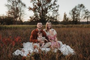 Family photo from North Alabama photographer in Cullman, AL
