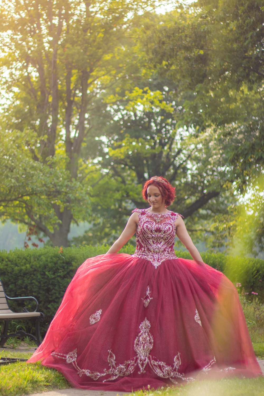 Captured Moments Photography booking prom, graduation, wedding, engagement & event shoots—capturing memorable moments with stunning images.